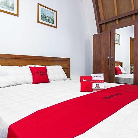 Reddoorz Plus Near Parahyangan University Bandung Exterior photo