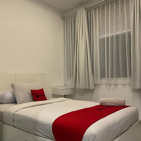 Reddoorz Plus Near Parahyangan University Bandung Exterior photo